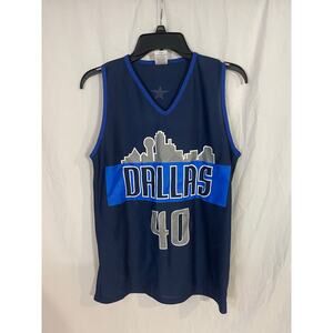 Dallas basketball jersey number 40